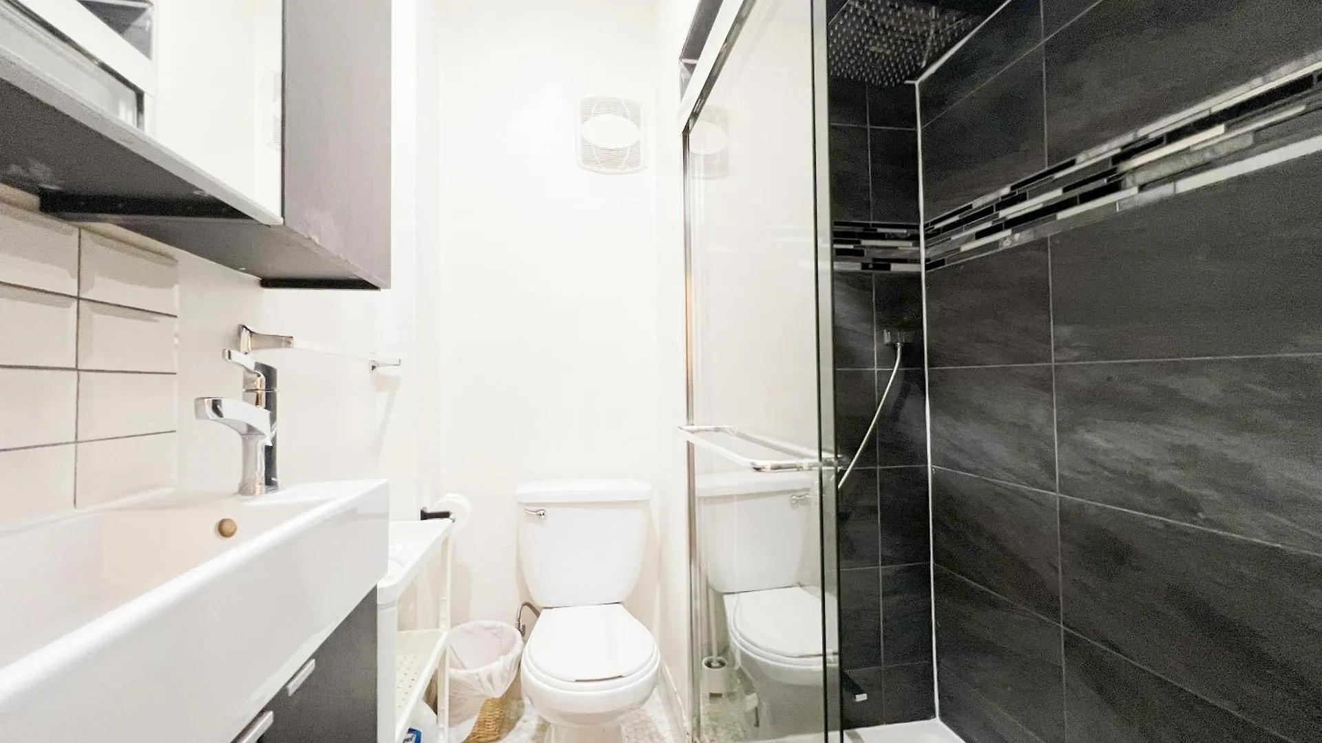 Habitación en casa particular Cozy Nice Townhouse In Dt Toronto Near Wellesley And Jarvis
